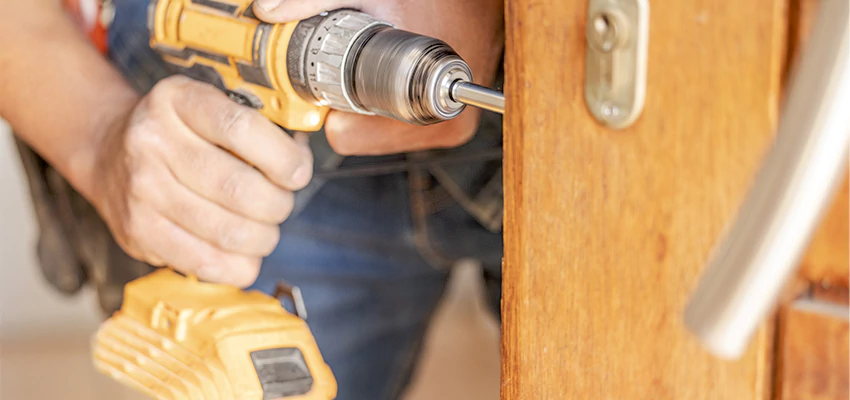 Emergency A1 Locksmith Services in Corona, California